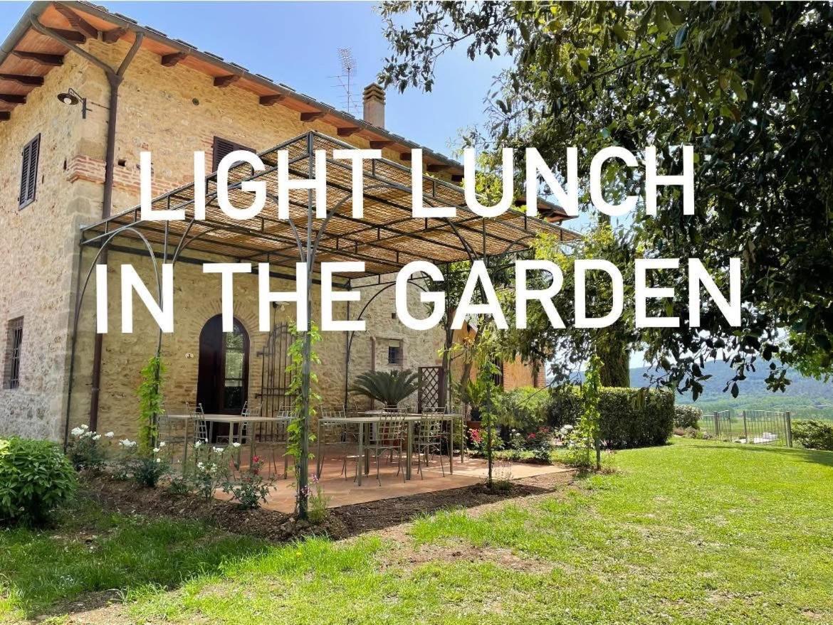 Il Colombaio Winery & Rooms Monteriggioni Exterior photo
